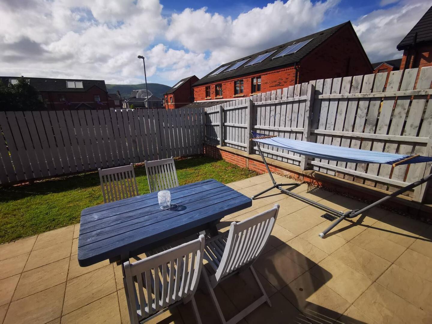 3Br Cosy Modern Stay Belfast Exterior photo